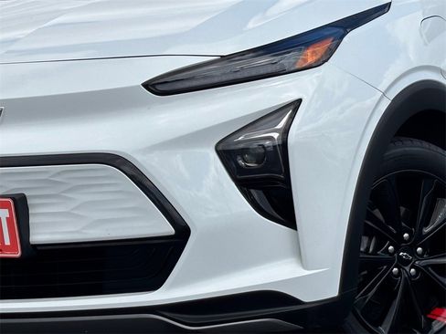 Used 2023 Chevrolet Bolt EUV Premier w/ Sun & Sound Package image 3