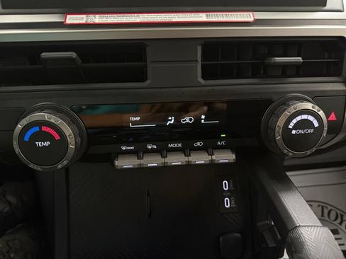 Used 2026 Toyota 4Runner SR5 AWD/4WD image 19