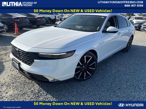 Used 2023 Honda Accord Touring image 1