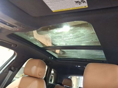 Used 2019 Audi Q3 2.0T Premium Plus w/ Premium Plus Package image 13