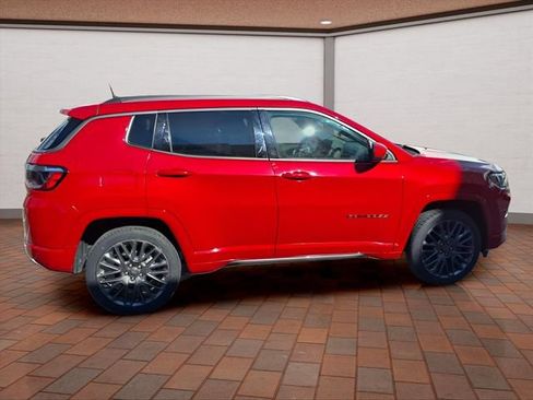 Used 2022 Jeep Compass Limited AWD/4WD image 6