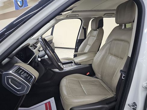 Used 2019 Land Rover Range Rover Sport HSE image 18