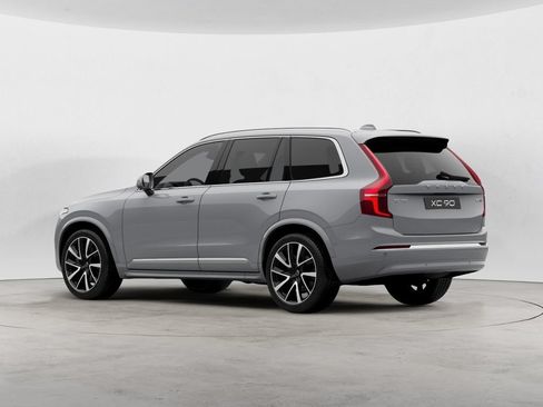 Certified 2024 Volvo XC90 B5 Plus w/ Protection Package AWD/4WD image 5