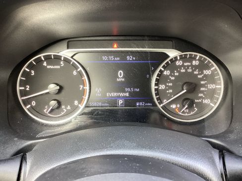 Used 2024 Nissan Altima 2.5 SV FWD image 22