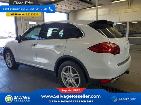 Used 2013 Porsche Cayenne AWD/4WD image 3
