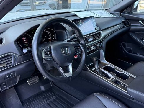 Used 2019 Honda Accord Sport image 19