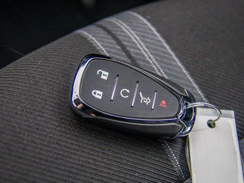 New 2025 Chevrolet Blazer LT w/ Convenience Package image 31