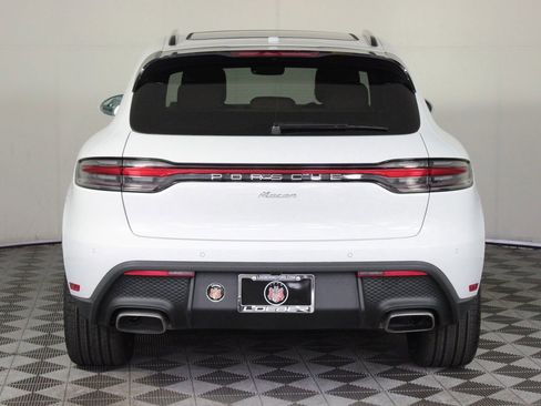 Used 2025 Porsche Macan image 6