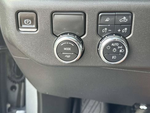 Used 2023 GMC Sierra 1500 Elevation w/ Elevation Premium Package RWD image 21