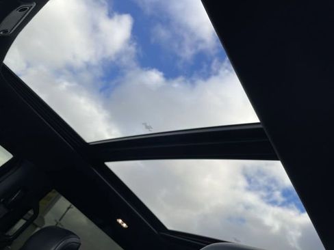 Used 2022 Ford F350 Platinum image 22