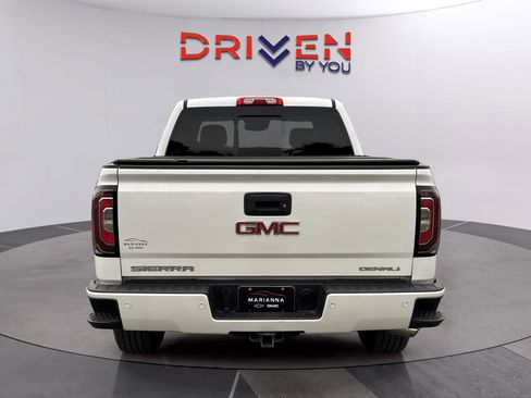 Used 2018 GMC Sierra 1500 Denali AWD/4WD image 4