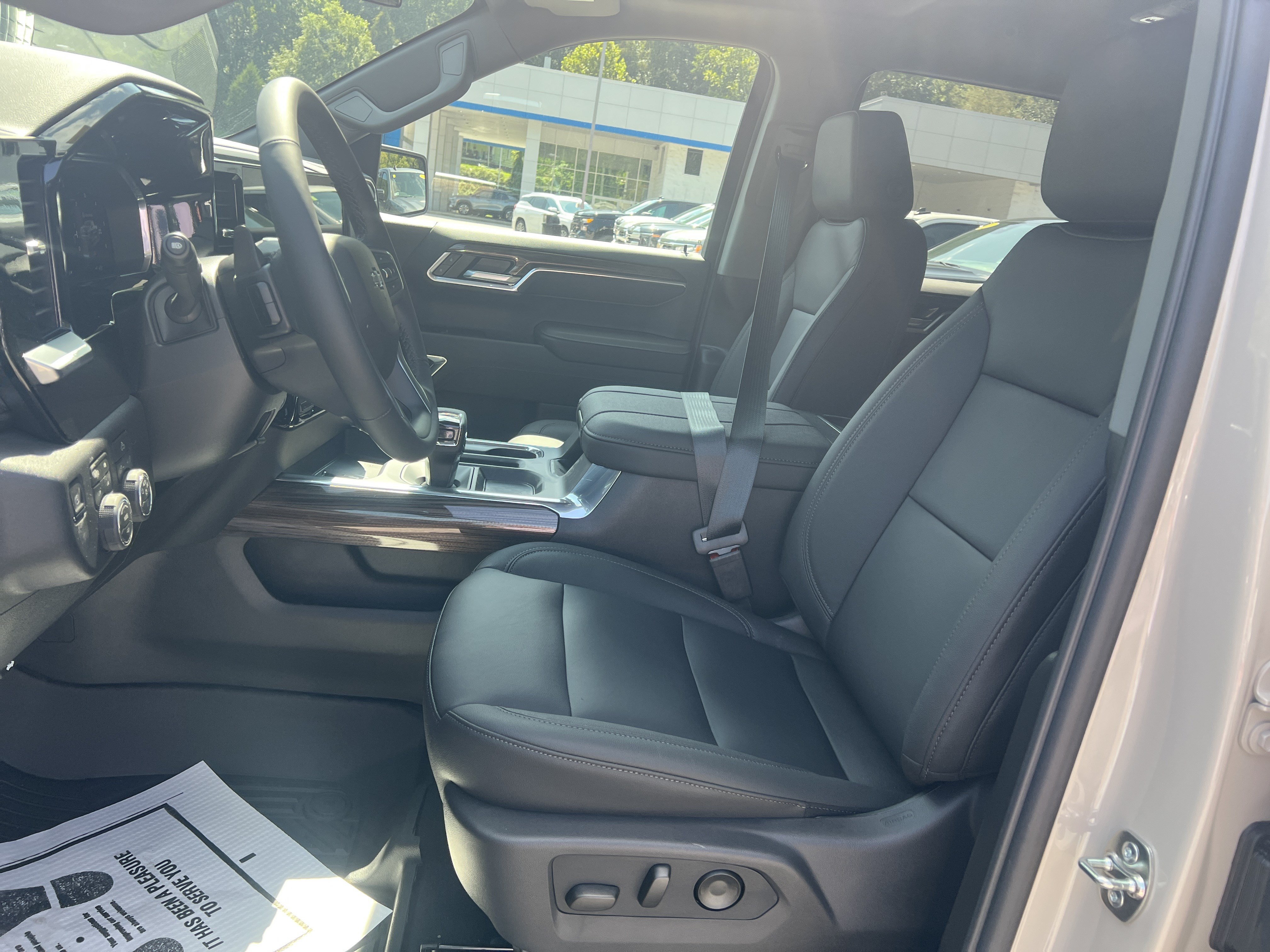 New 2026 Chevrolet Silverado 1500 RST w/ Z71 Off-Road Package AWD/4WD image 7