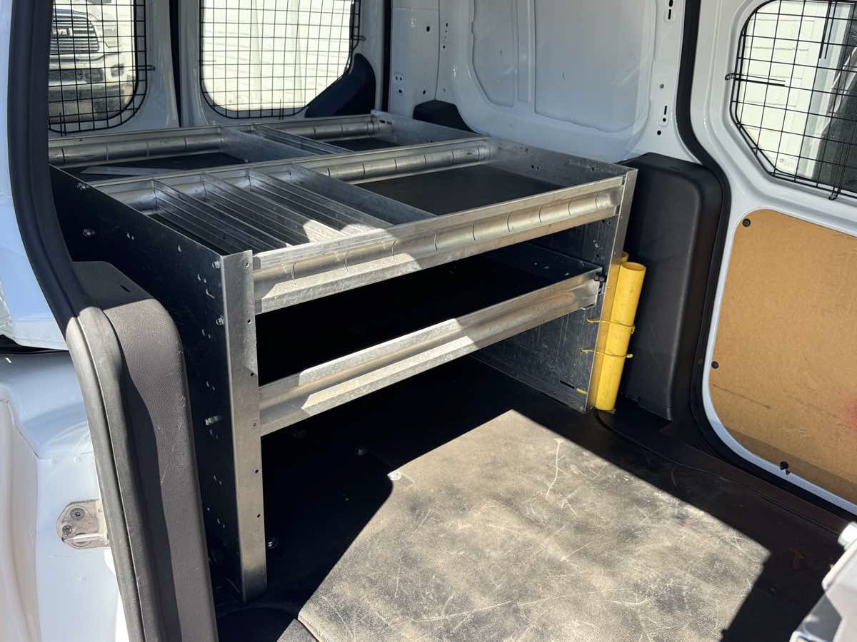 Used 2015 Ford Transit Connect XLT FWD image 17