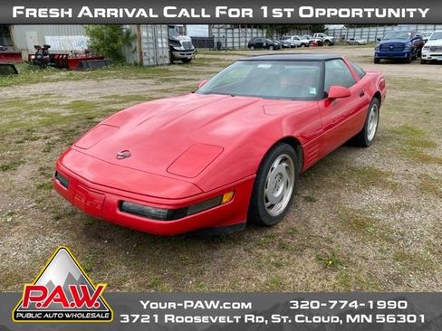 Used 1992 Chevrolet Corvette Coupe RWD image 4