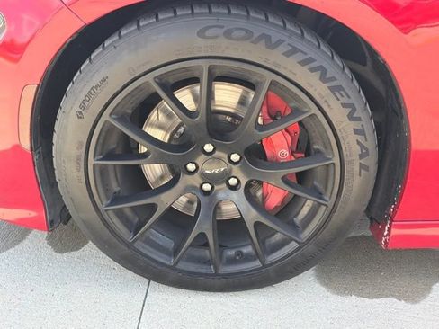 Used 2016 Dodge Charger SRT Hellcat w/ Harman/Kardon Audio Group RWD image 9