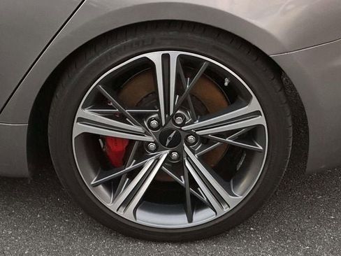 Used 2025 Genesis G70 3.3T Advanced w/ Sport Prestige Package image 12