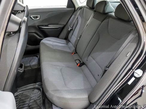Used 2025 Kia K4 FWD image 16