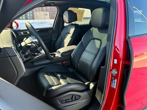 Certified 2023 Porsche Cayenne image 23