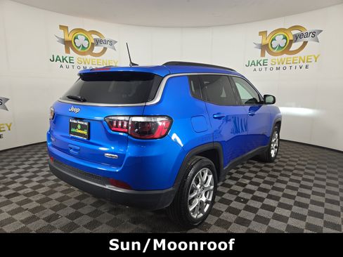 Used 2022 Jeep Compass Latitude w/ Sun and Sound Group image 9