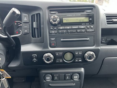 Used 2011 Honda Ridgeline RTL image 14