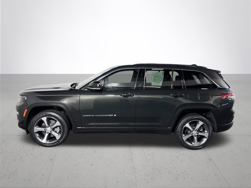 Used 2023 Jeep Grand Cherokee 4WD 4xe image 10