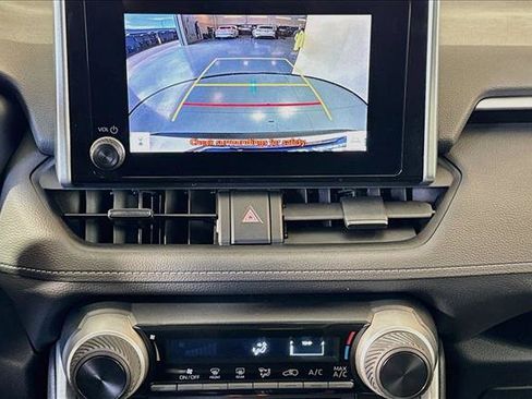 Used 2023 Toyota RAV4 LE FWD image 13