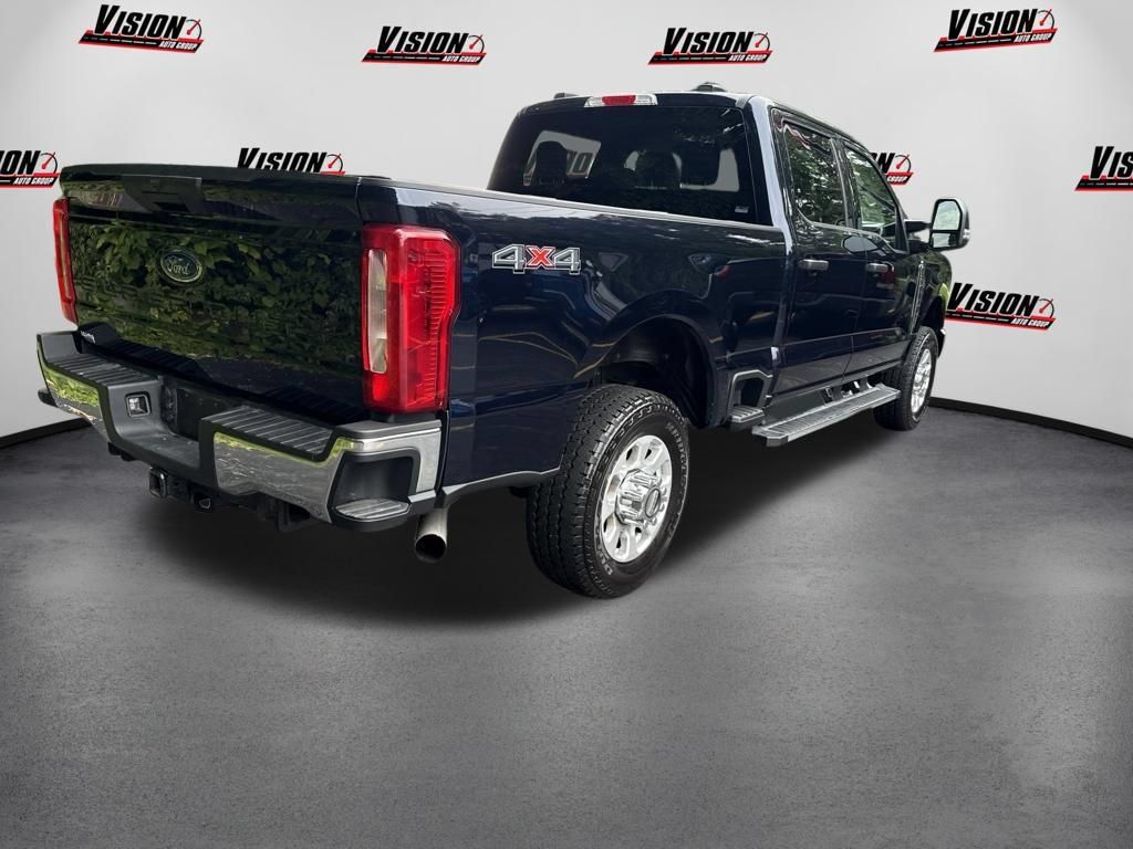 Used 2024 Ford F250 XLT w/ Snow Plow/Camper Package AWD/4WD image 5