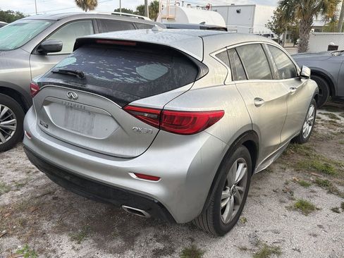 Used 2019 INFINITI QX30 FWD image 9