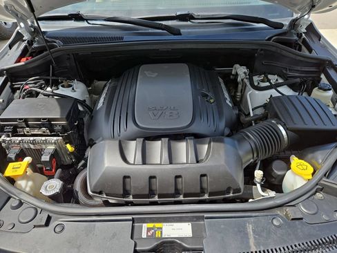 Used 2015 Jeep Grand Cherokee Overland w/ Advanced Technology Group AWD/4WD image 29