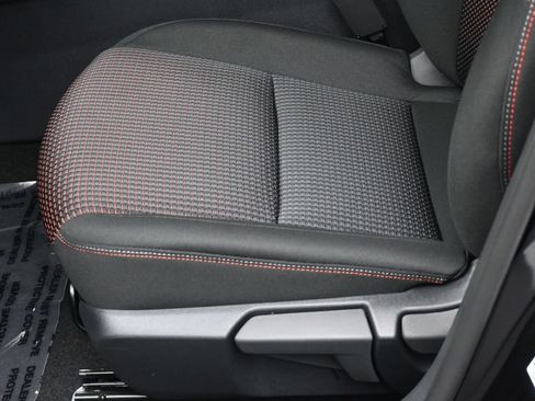 New 2026 Nissan Sentra SR w/ Floor Mat Package FWD image 15