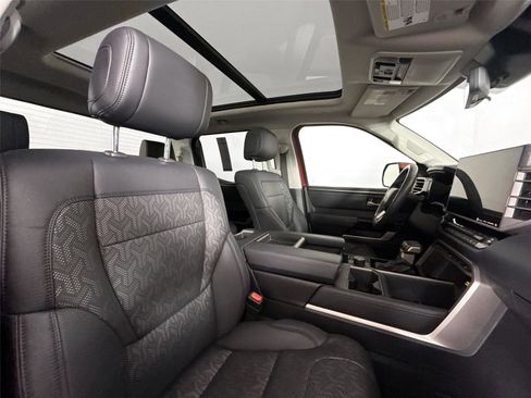 Used 2023 Toyota Tundra Limited AWD/4WD image 40
