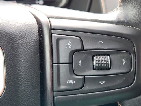 Used 2022 GMC Yukon AT4 image 14