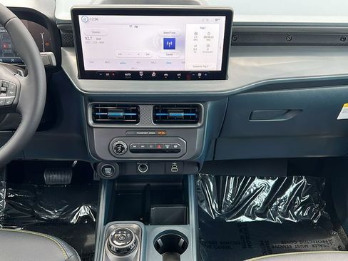 New 2025 Ford Maverick Lobo image 14