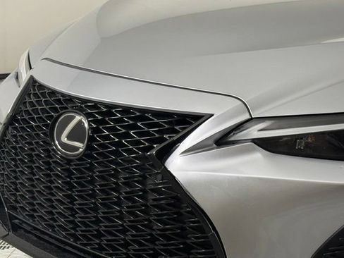 Used 2023 Lexus IS 350 F Sport RWD image 10