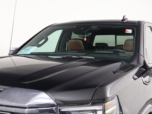 Used 2024 GMC Sierra 1500 Denali Ultimate image 12