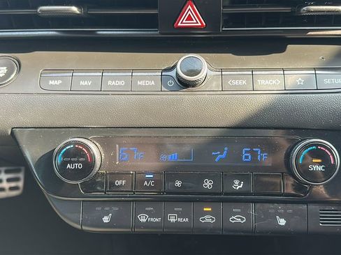 Certified 2023 Hyundai Elantra N FWD image 27