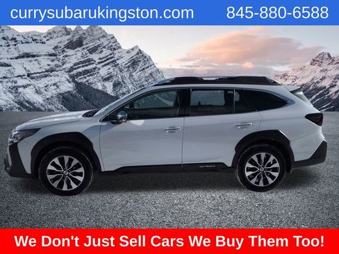 Used 2023 Subaru Outback Touring image 7