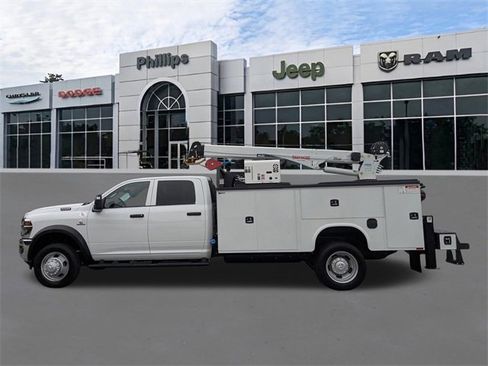 New 2026 RAM 5500 Tradesman image 7