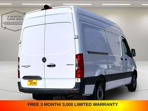 Used 2024 Mercedes-Benz Sprinter 2500 w/ Acoustic Package image 7
