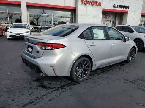 New 2026 Toyota Corolla SE image 3