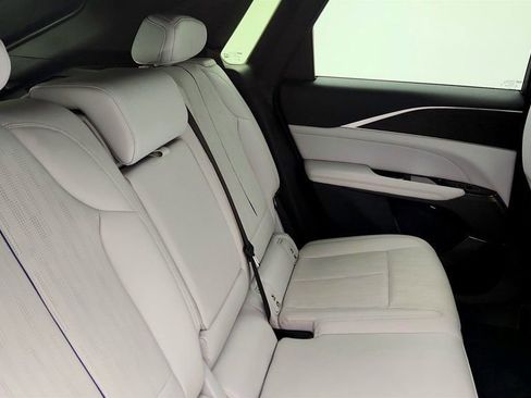 Used 2024 Cadillac Lyriq Sport image 22