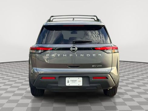 Used 2024 Nissan Pathfinder SV AWD/4WD image 6