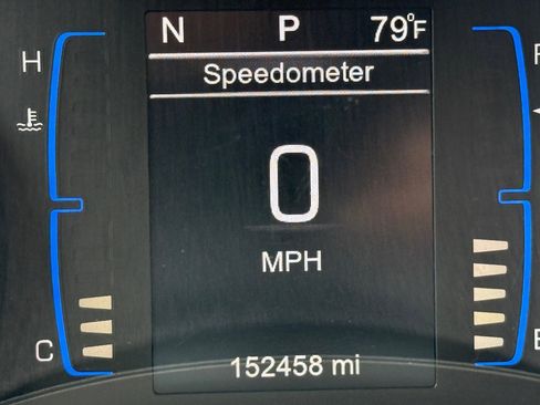 Used 2017 Chrysler Pacifica Touring-L image 27