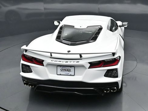Used 2025 Chevrolet Corvette Stingray Premium Cpe w/ Z51 Performance Package RWD image 23