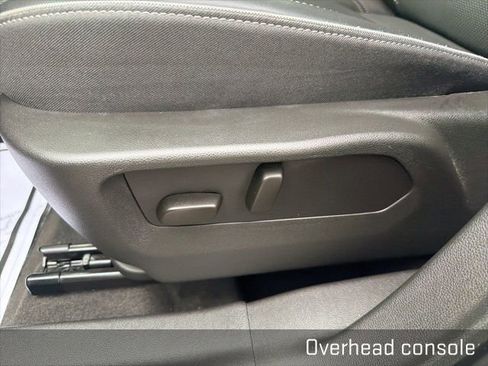 Used 2023 Buick Envision Essence AWD/4WD image 28