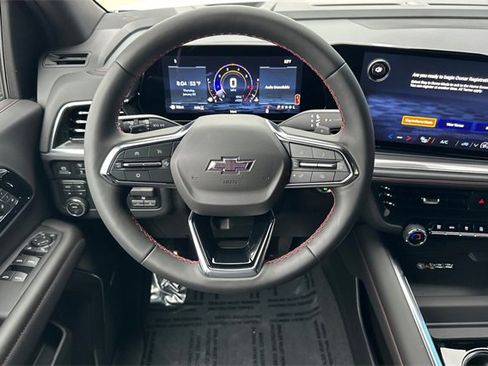 New 2026 Chevrolet Suburban RST w/ RST Capability Package image 19