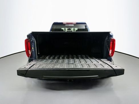 Used 2021 GMC Sierra 1500 SLT w/ SLT Premium Plus Package AWD/4WD image 36