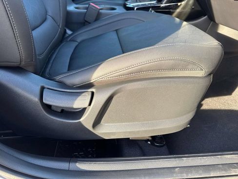 New 2025 Kia Seltos SX AWD/4WD image 16