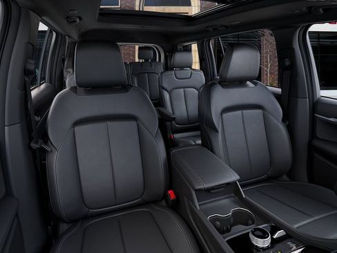 New 2026 Jeep Grand Cherokee L Limited AWD/4WD image 16