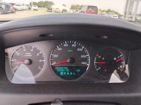 Used 2013 Chevrolet Impala LT w/ LT Sunroof Package FWD image 10